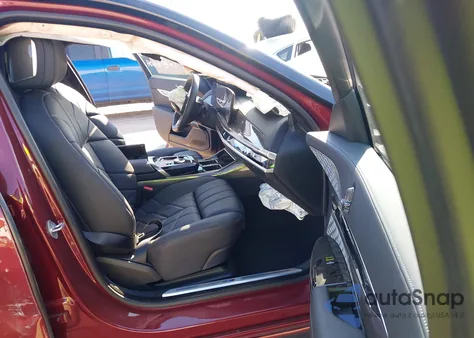 2024 BMW I7 M70 из США, поврежденный, VIN WBY83EH03RCP97981